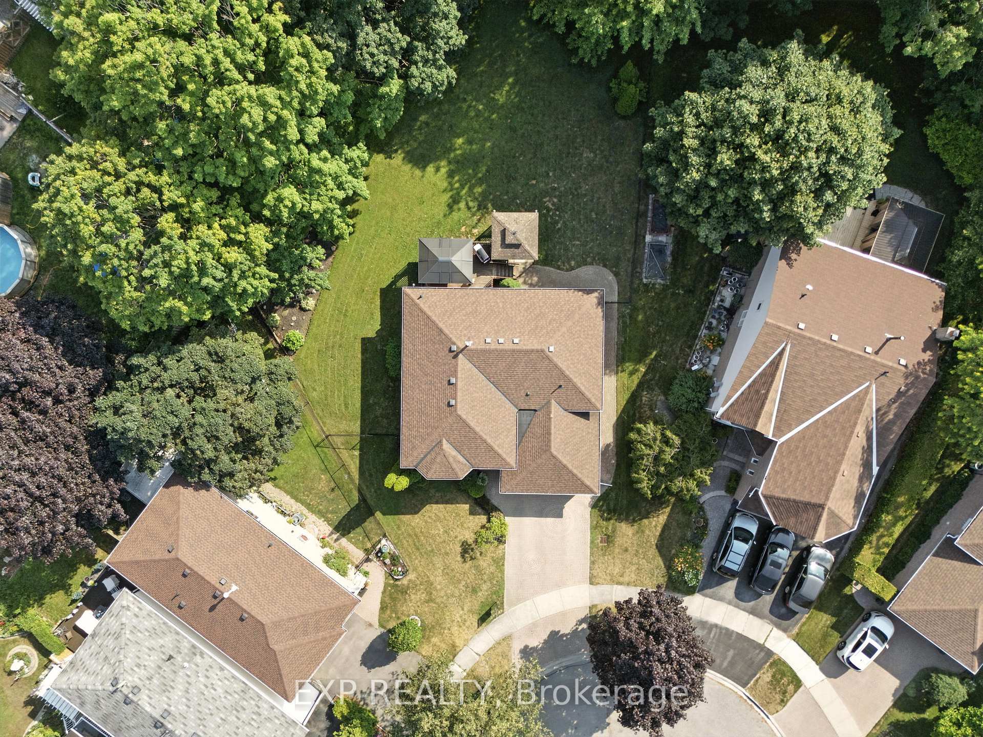 Photo 30 of 17 Farncomb Crescent, Clarington, Bowmanville — HOMEH