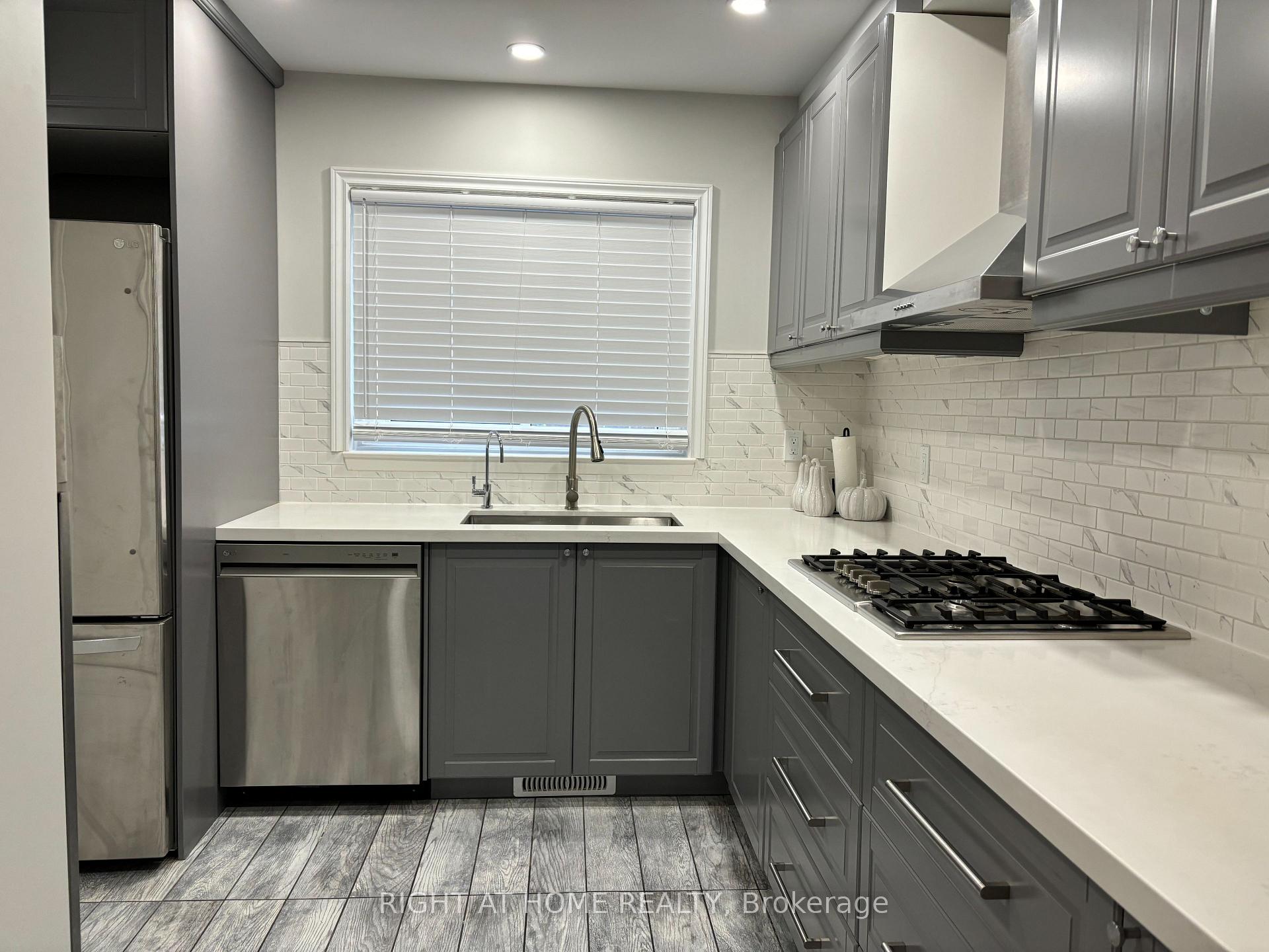 Photo 8 of Unit 45, 25 Garrow Drive, Hamilton, Gilkson — HOMEH