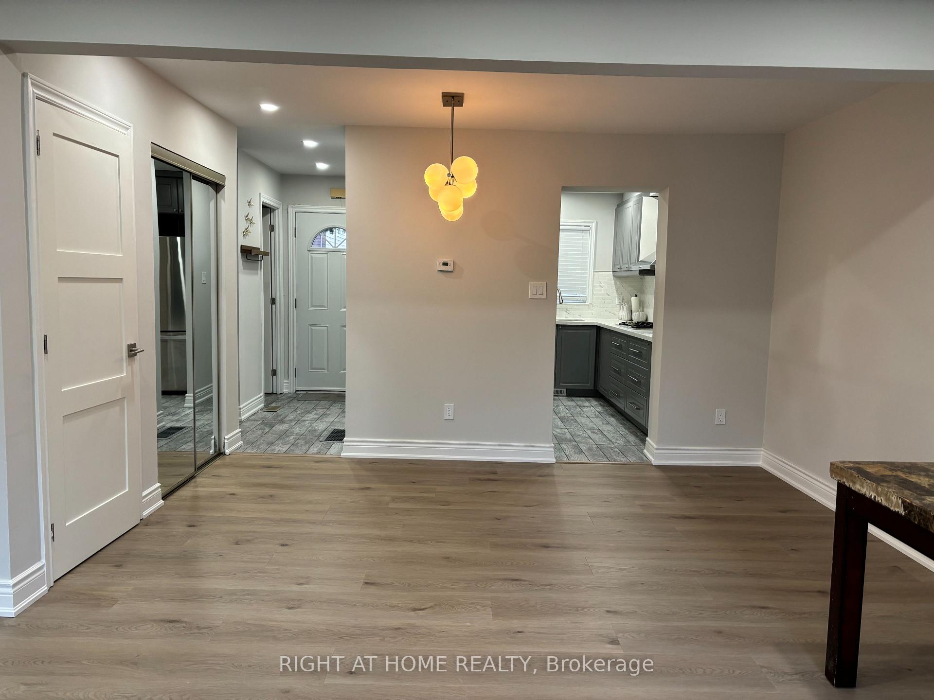 Photo 12 of Unit 45, 25 Garrow Drive, Hamilton, Gilkson — HOMEH