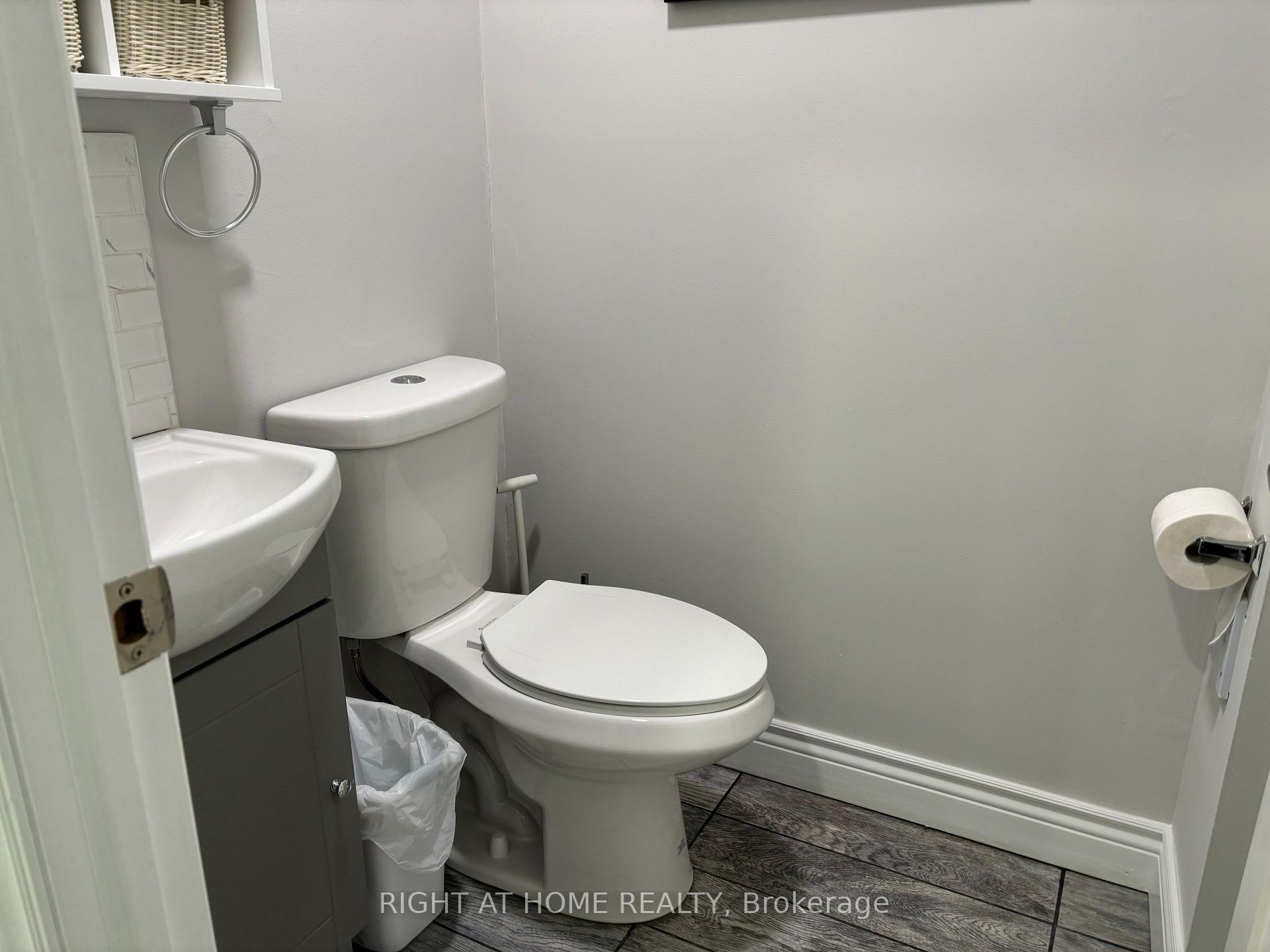 Photo 17 of Unit 45, 25 Garrow Drive, Hamilton, Gilkson — HOMEH