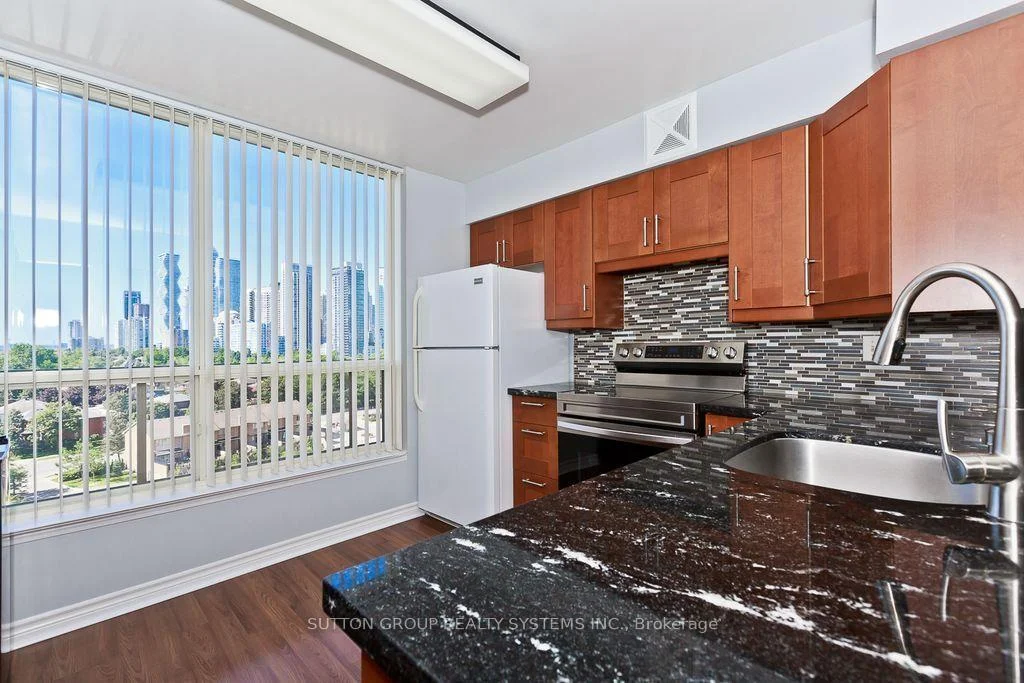 Photo 16 of Unit 1214, 55 Elm Drive, Mississauga, City Centre — HOMEH