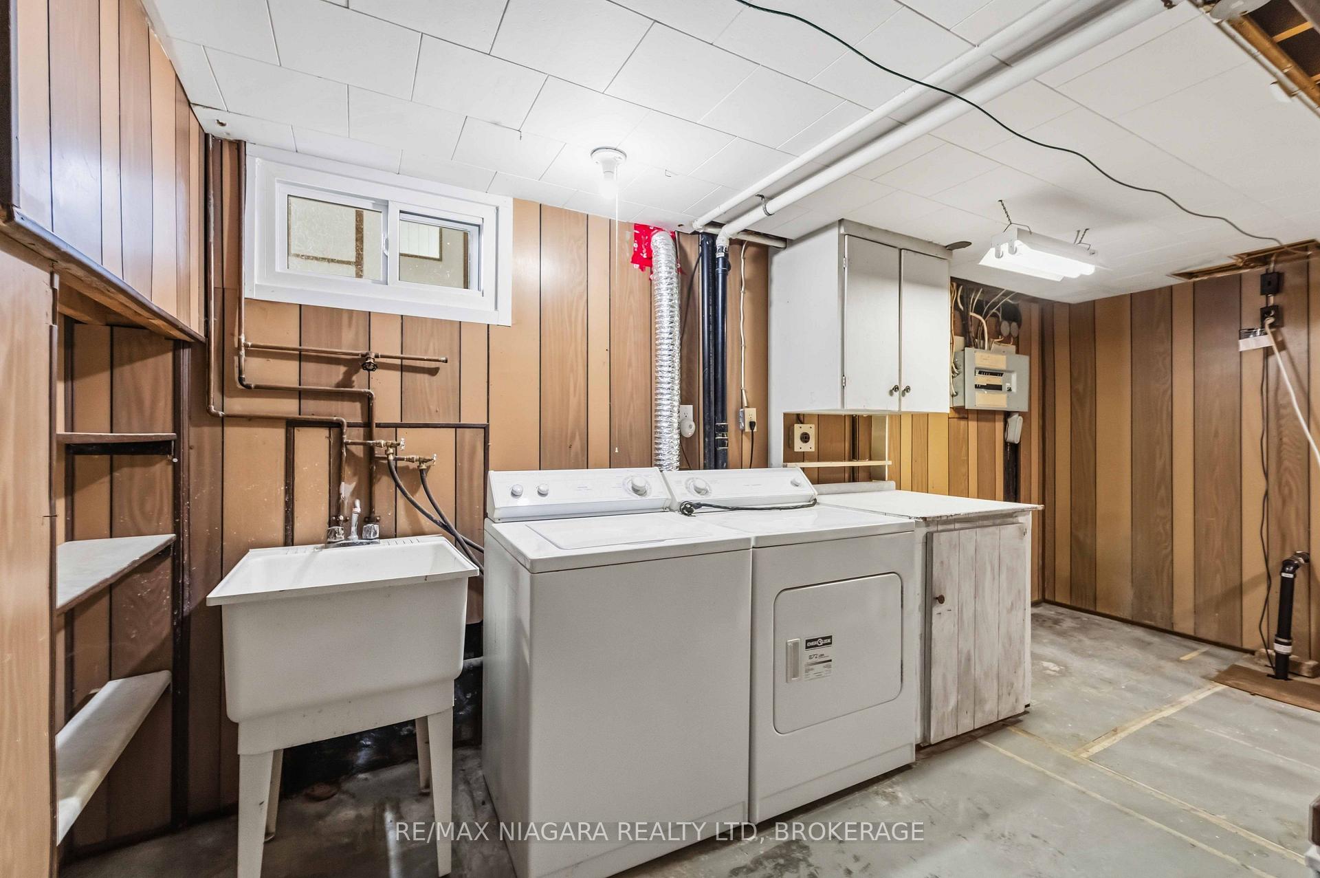 Photo 21 of 34 Royal Road, Port Colborne, Main Street — HOMEH