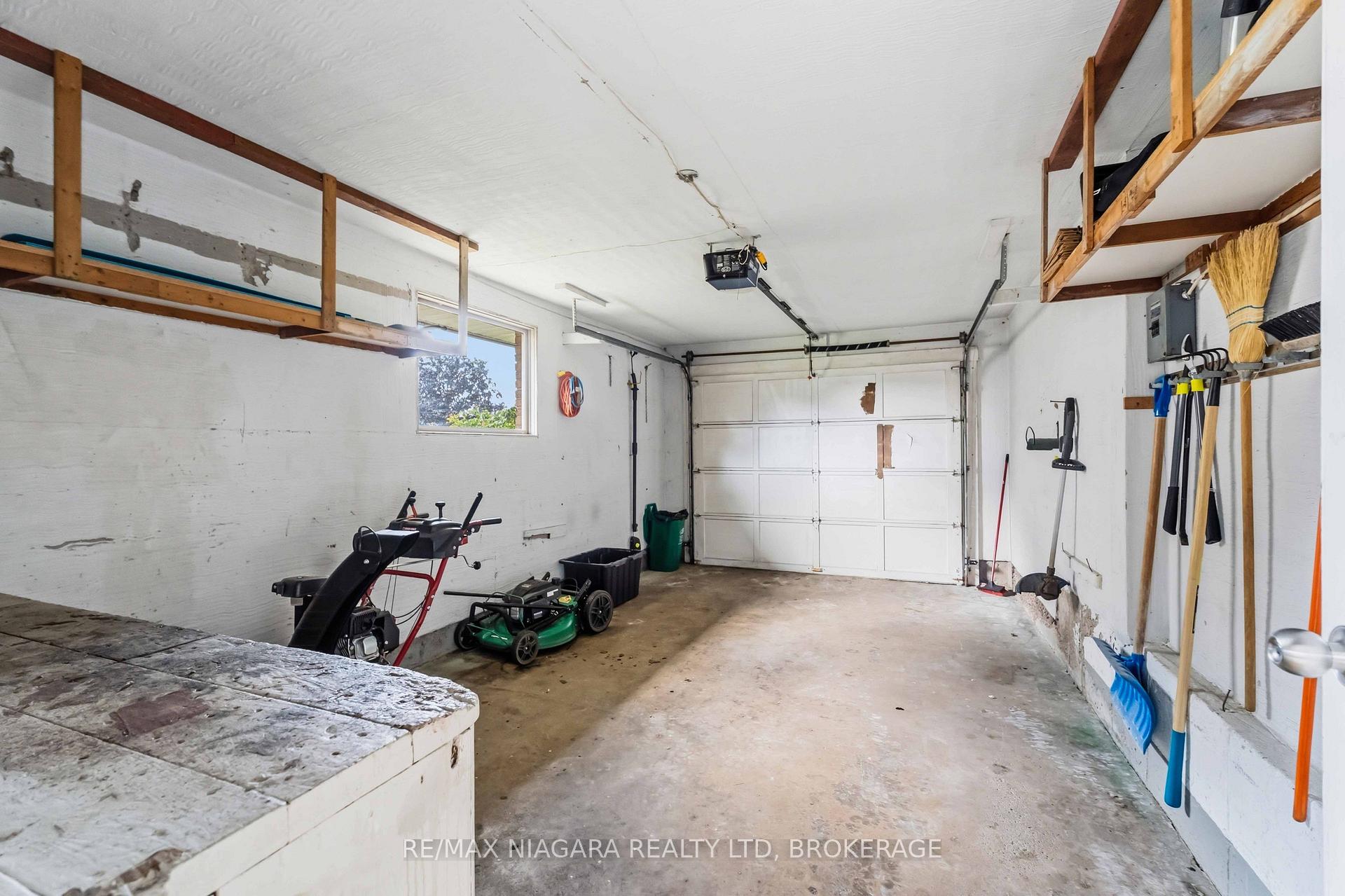 Photo 22 of 34 Royal Road, Port Colborne, Main Street — HOMEH