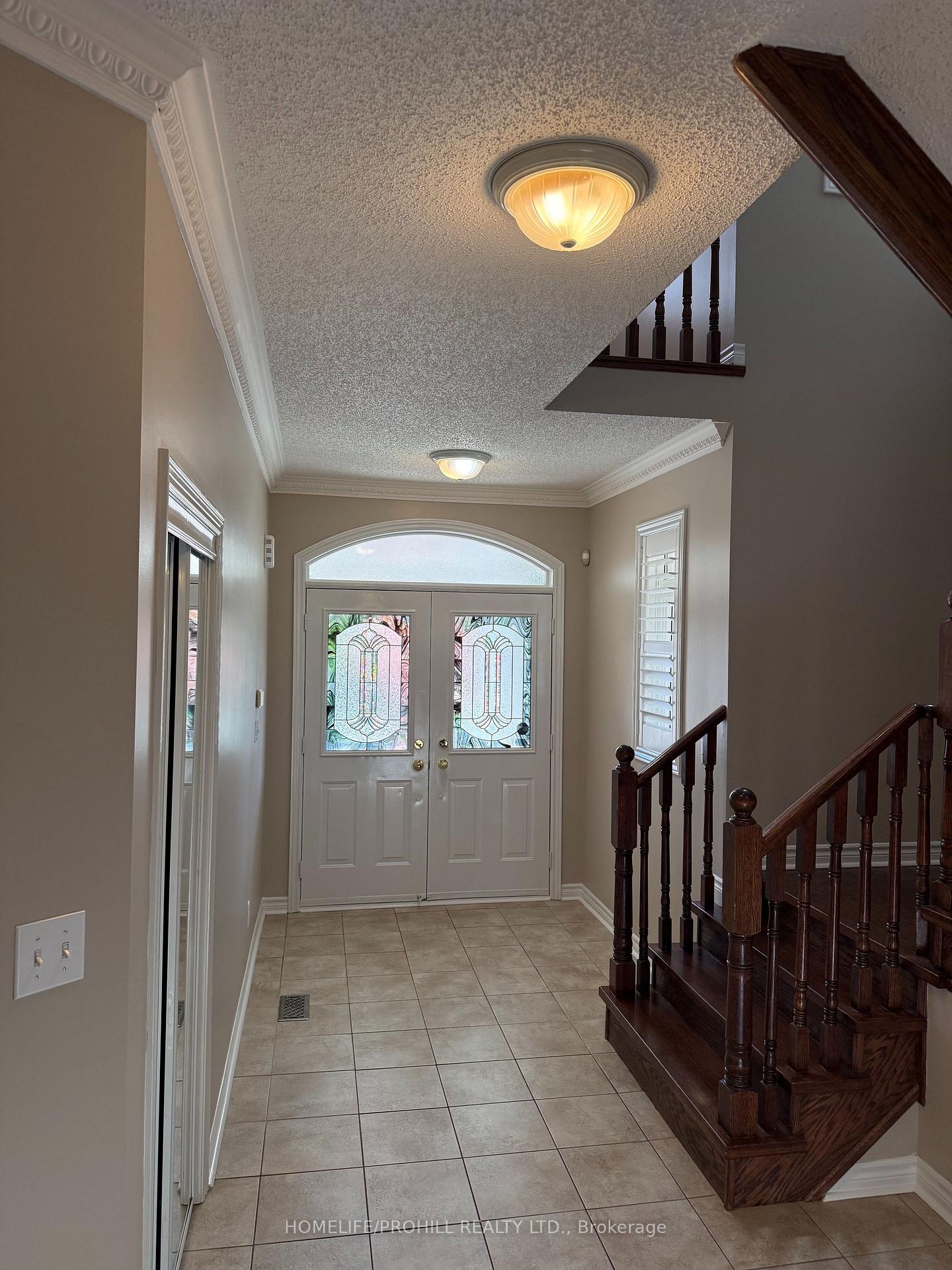 Photo 6 of 2 Hawstead Crescent, Whitby, Brooklin — HOMEH