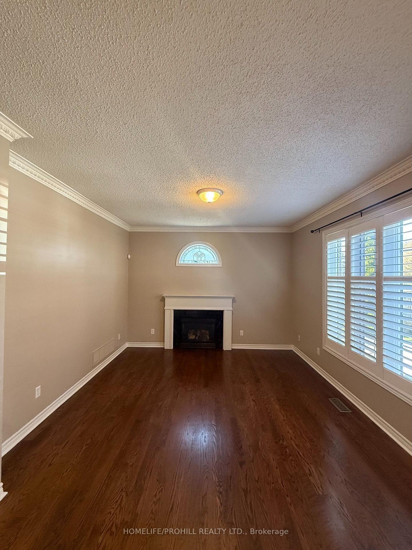Photo 12 of 2 Hawstead Crescent, Whitby, Brooklin — HOMEH