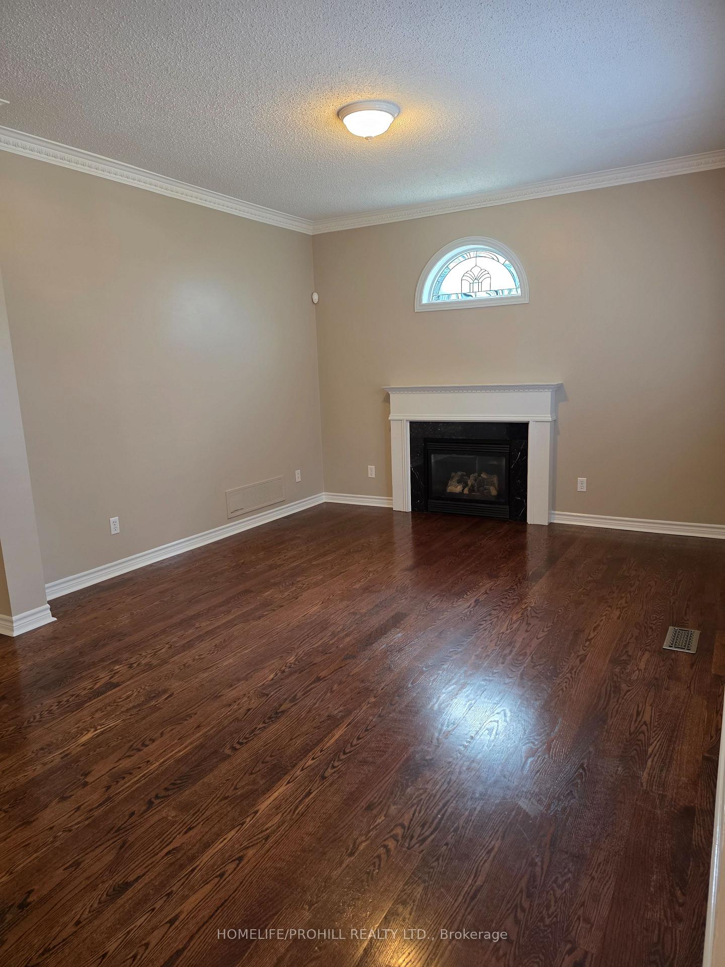Photo 13 of 2 Hawstead Crescent, Whitby, Brooklin — HOMEH