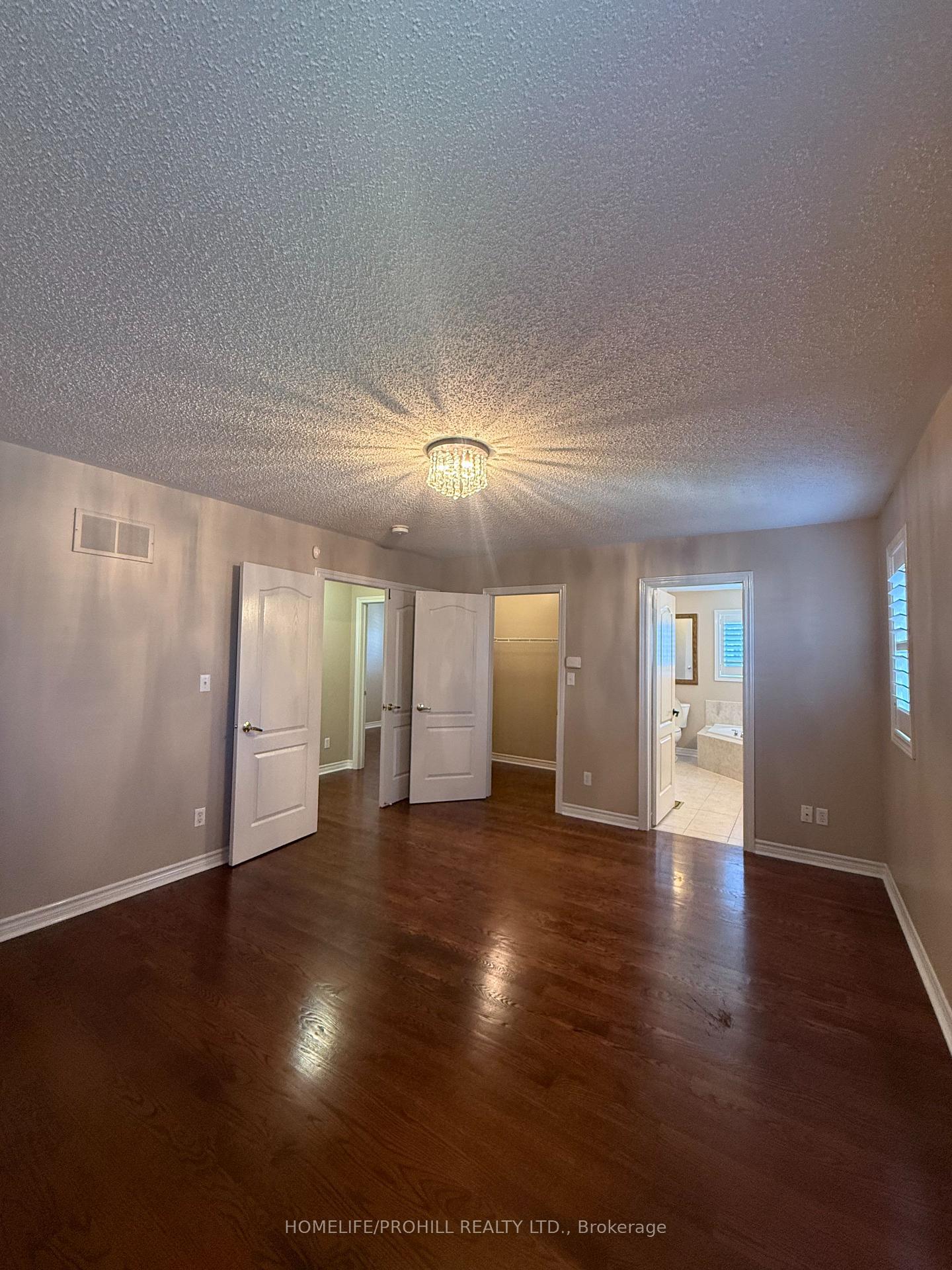 Photo 20 of 2 Hawstead Crescent, Whitby, Brooklin — HOMEH