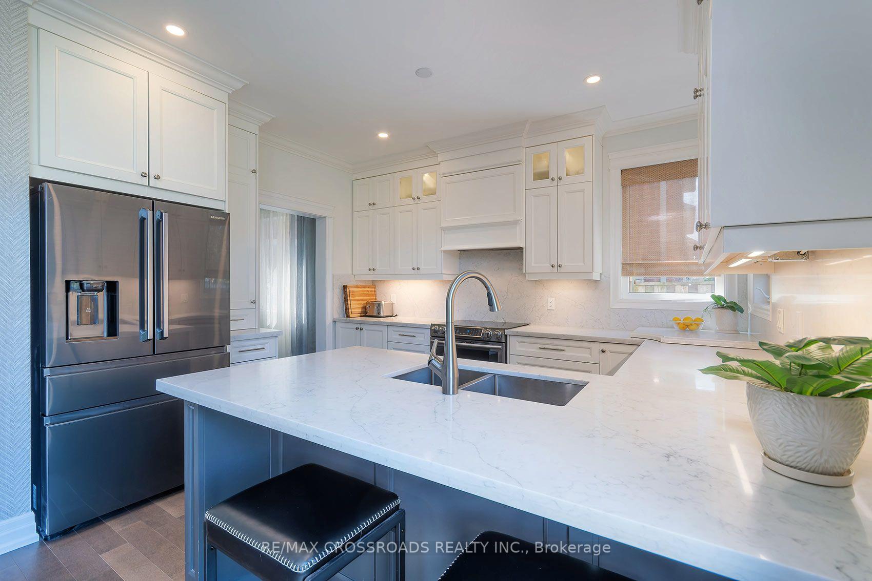 Photo 9 of 63 Rosena Lane, Uxbridge — HOMEH