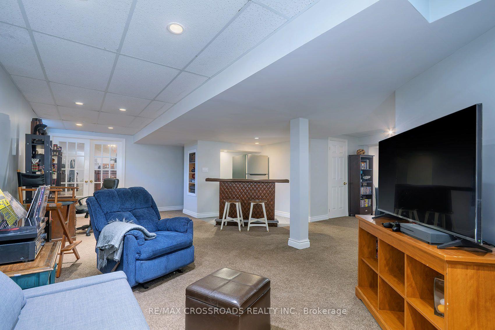 Photo 32 of 63 Rosena Lane, Uxbridge — HOMEH