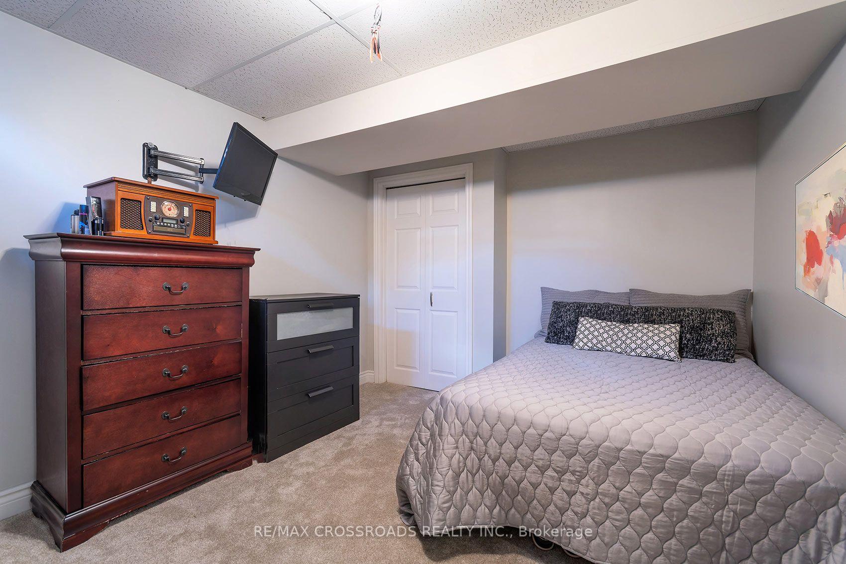 Photo 37 of 63 Rosena Lane, Uxbridge — HOMEH