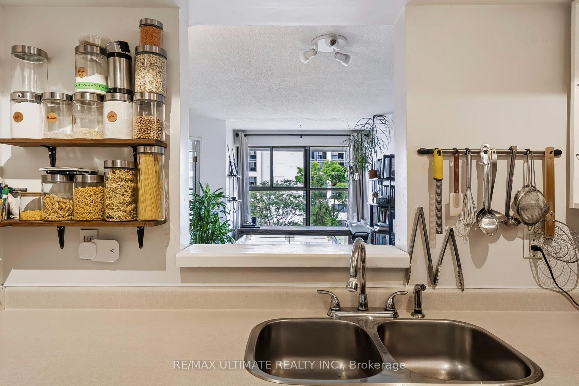 Photo 11 of Unit 513, 65 Scadding Avenue, Toronto, Waterfront Communities — HOMEH