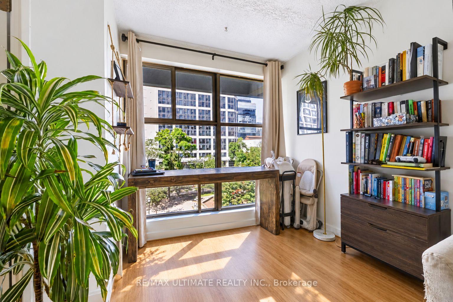 Photo 13 of Unit 513, 65 Scadding Avenue, Toronto, Waterfront Communities — HOMEH