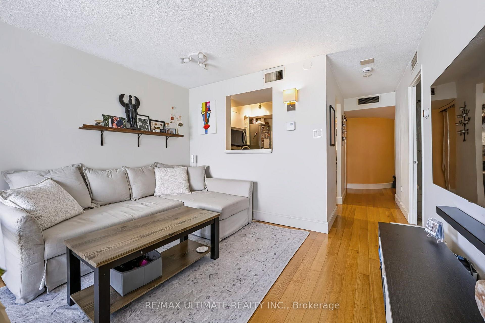 Photo 15 of Unit 513, 65 Scadding Avenue, Toronto, Waterfront Communities — HOMEH