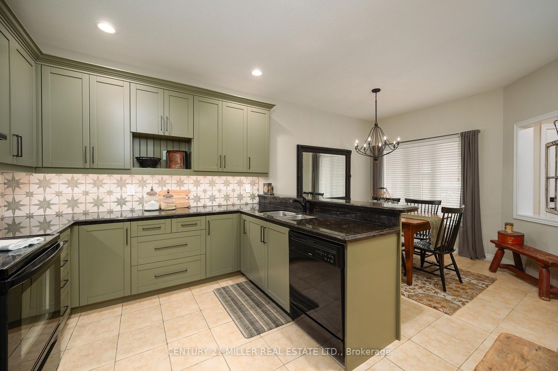Photo 6 of 125 Riverwalk Place, Guelph/Eramosa, Rockwood — HOMEH