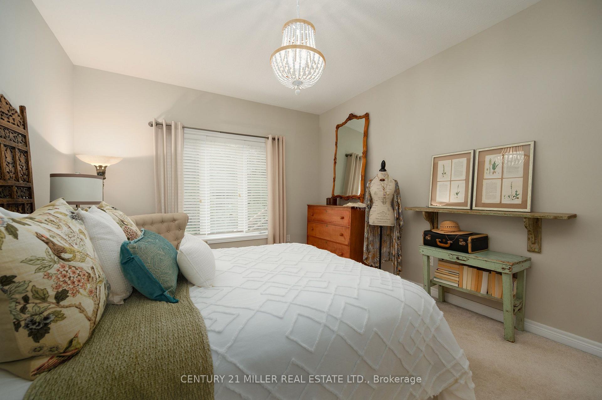 Photo 15 of 125 Riverwalk Place, Guelph/Eramosa, Rockwood — HOMEH