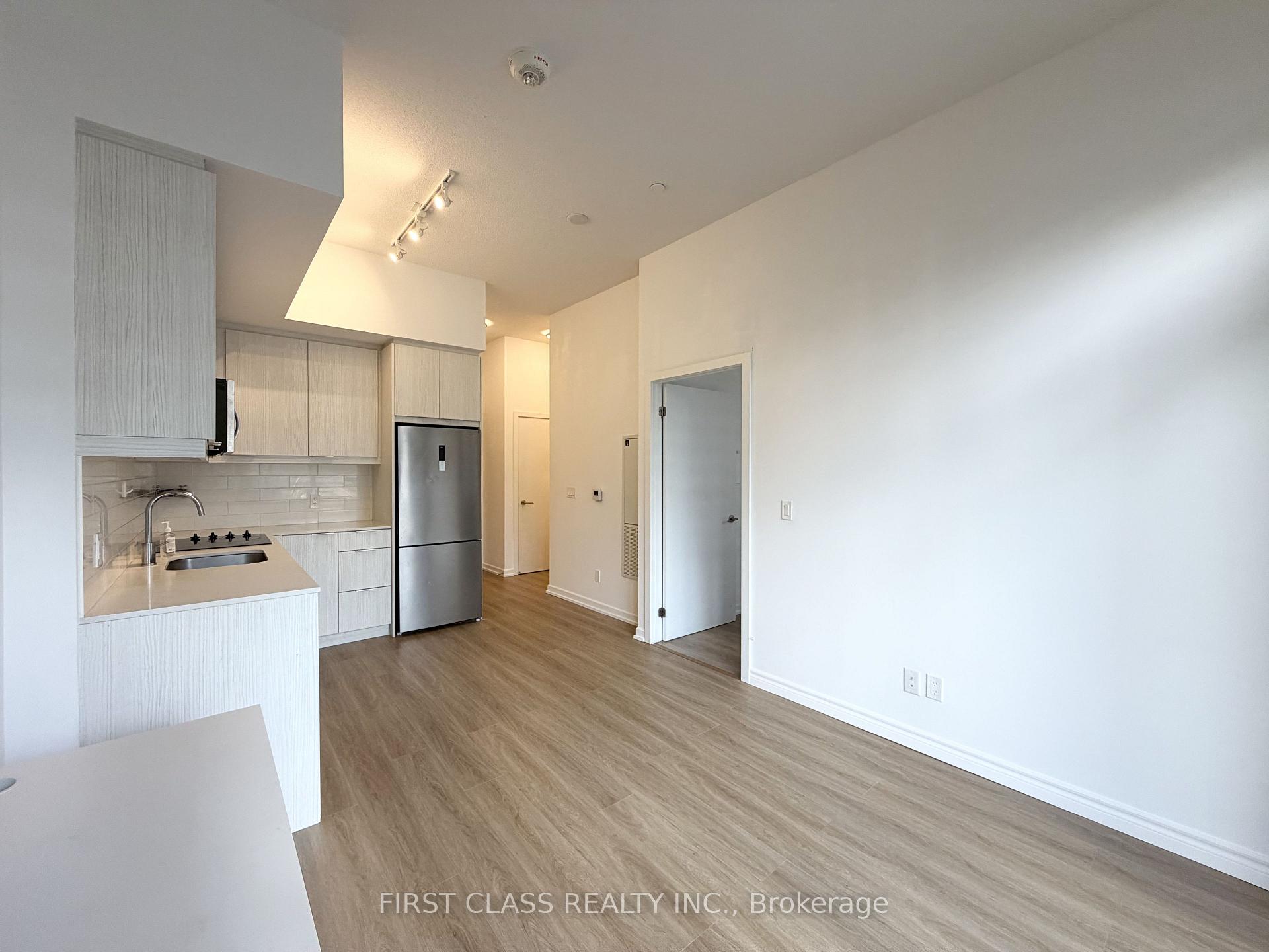 Photo 7 of Unit 121, 36 Forest Manor Road, North York, Henry Farm — HOMEH