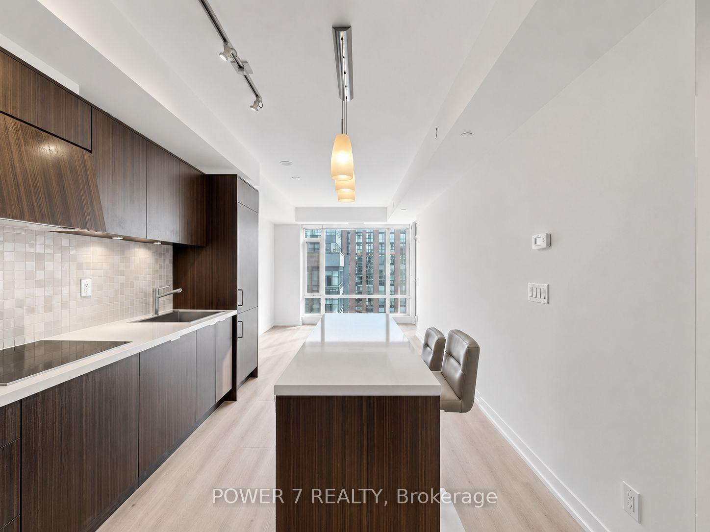 Photo 6 of Unit 4207, 21 Widmer Street, Toronto, Waterfront Communities — HOMEH