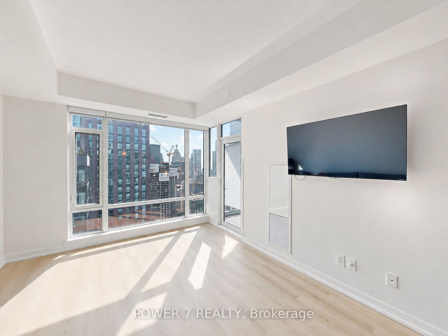 Photo 7 of Unit 4207, 21 Widmer Street, Toronto, Waterfront Communities — HOMEH