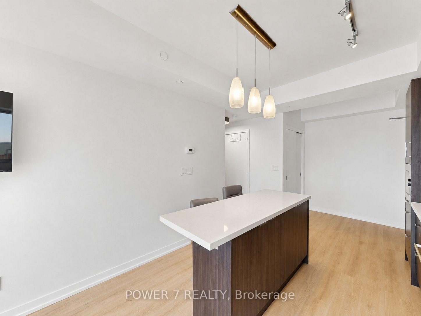 Photo 11 of Unit 4207, 21 Widmer Street, Toronto, Waterfront Communities — HOMEH