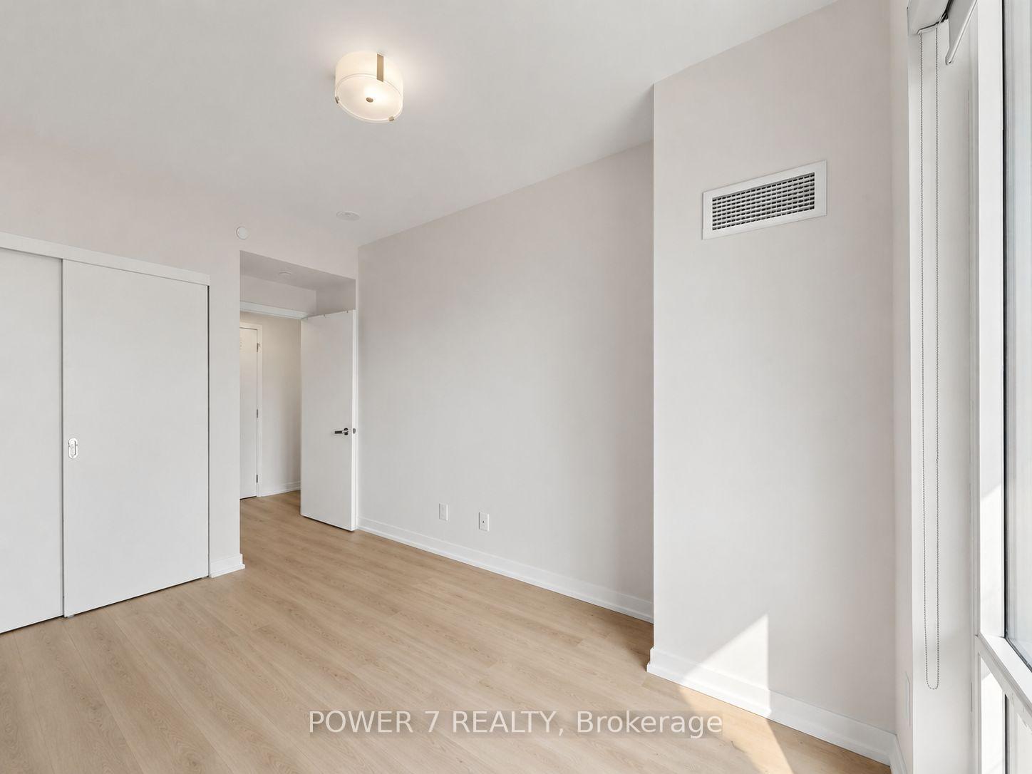 Photo 15 of Unit 4207, 21 Widmer Street, Toronto, Waterfront Communities — HOMEH