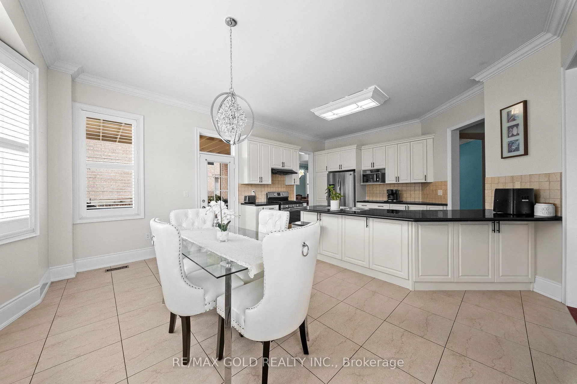 Photo 22 of 6 Pasadena Avenue, Brampton, Bram East — HOMEH