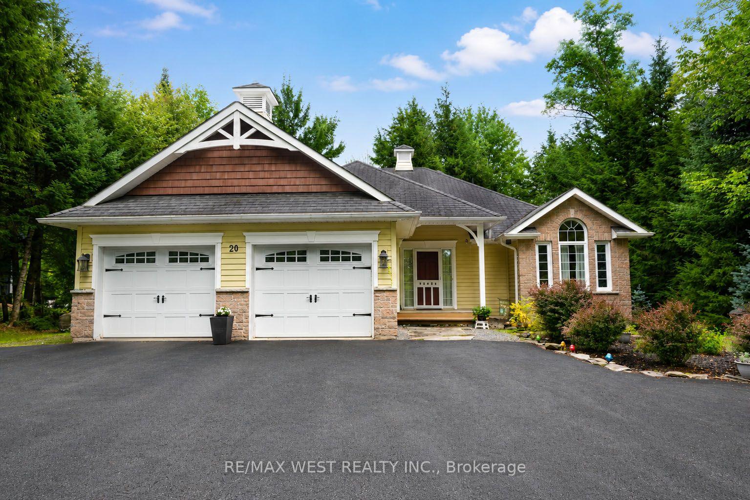 Photo 2 of 20 Deerhurst Highlands Drive, Huntsville, Chaffey — HOMEH