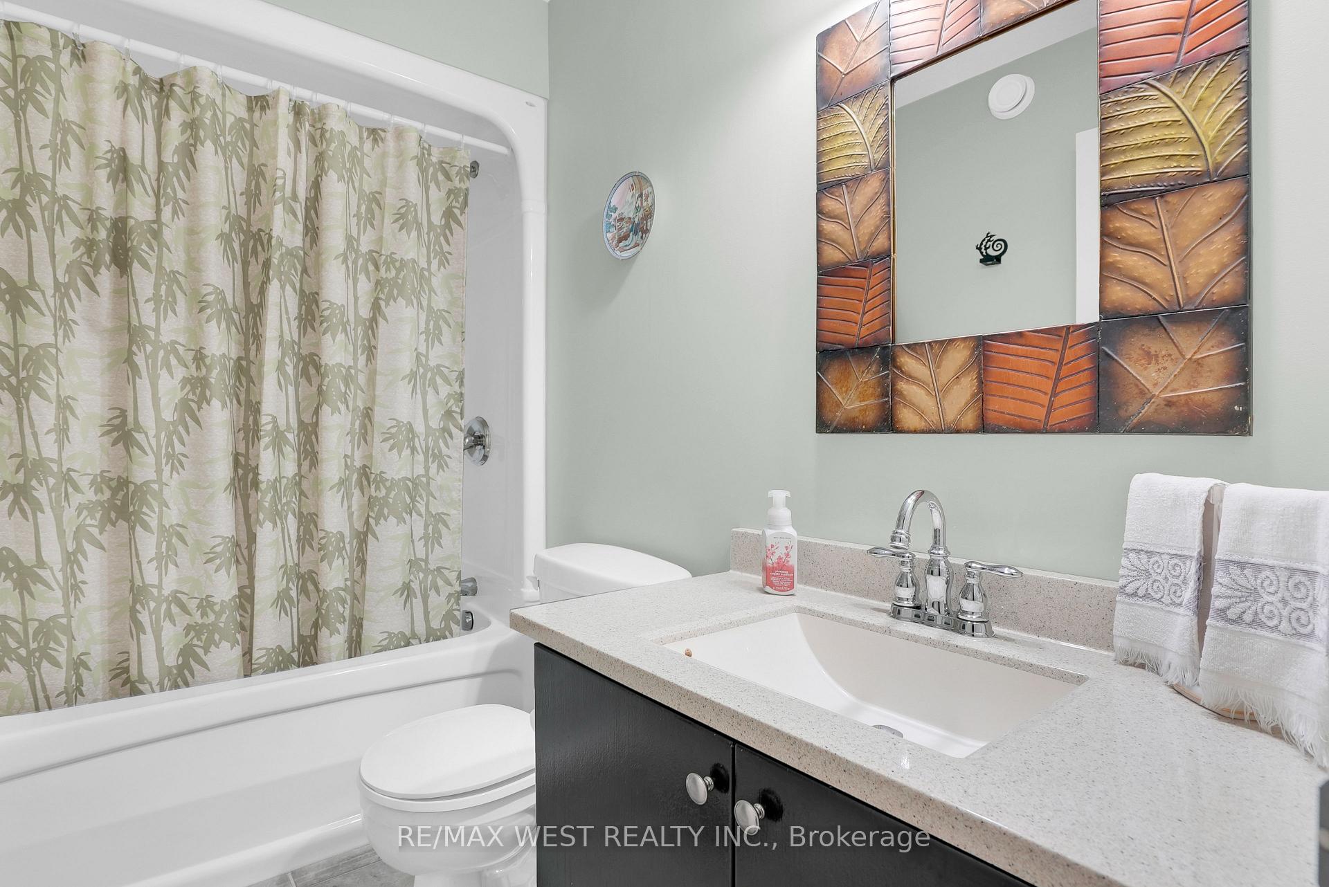 Photo 10 of 20 Deerhurst Highlands Drive, Huntsville, Chaffey — HOMEH