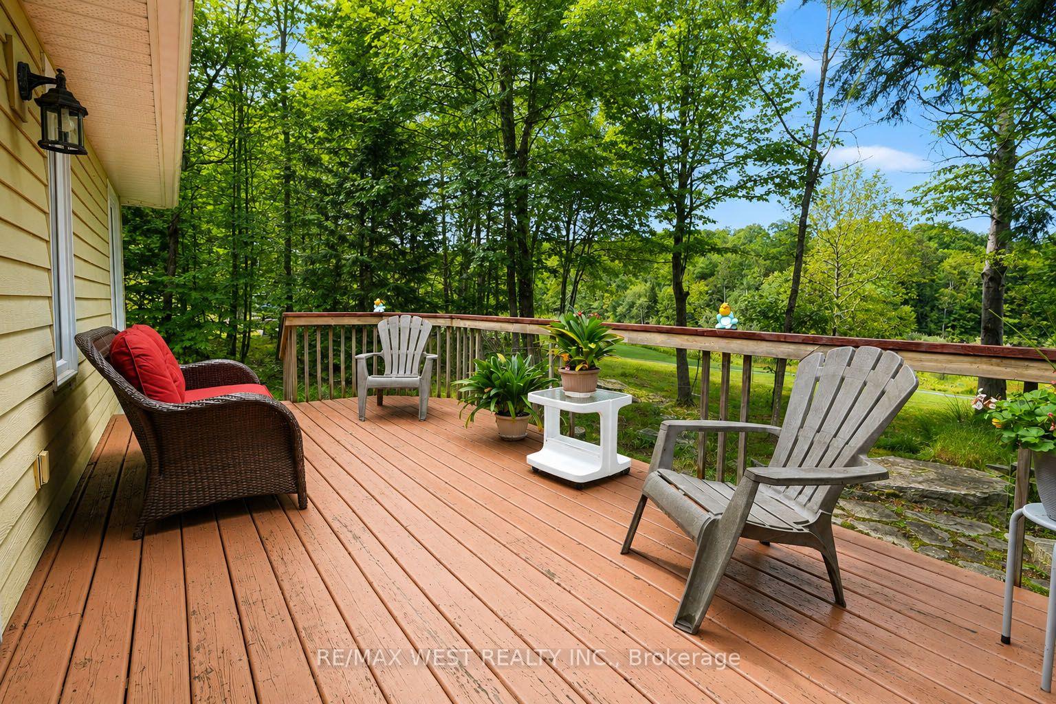 Photo 14 of 20 Deerhurst Highlands Drive, Huntsville, Chaffey — HOMEH