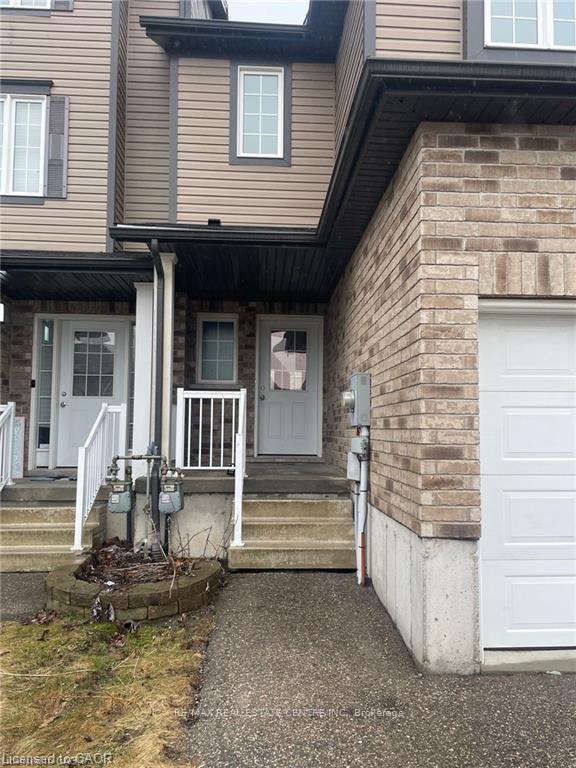 Photo 2 of 11 Sorrento Street, Kitchener, Huron Park — HOMEH