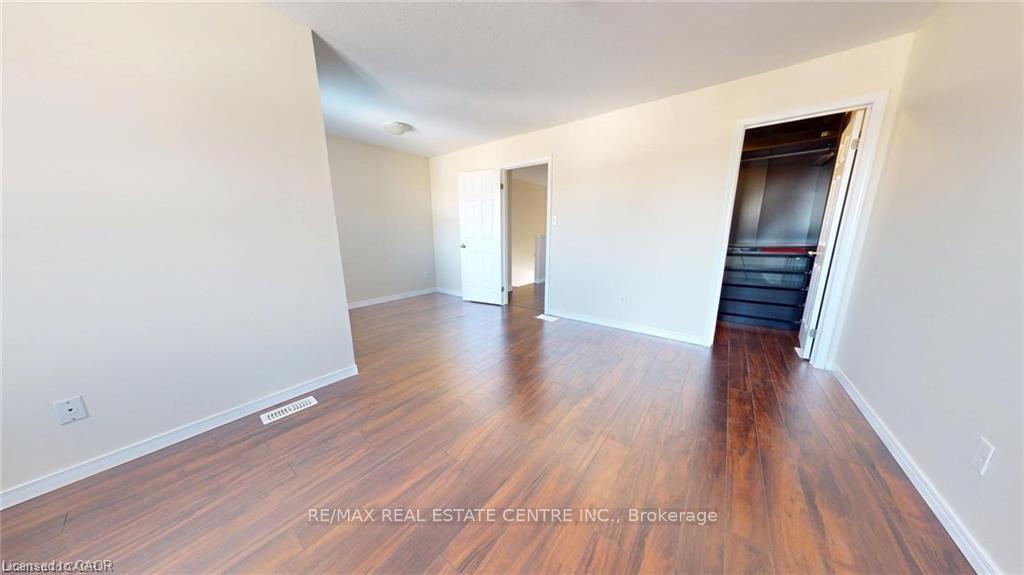 Photo 13 of 11 Sorrento Street, Kitchener, Huron Park — HOMEH
