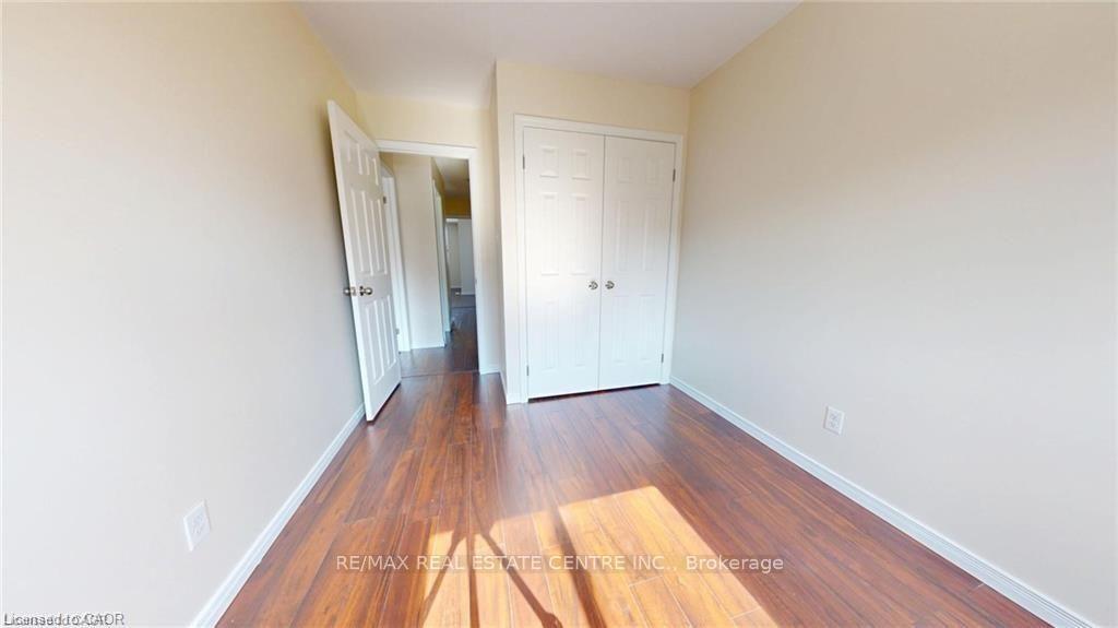 Photo 18 of 11 Sorrento Street, Kitchener, Huron Park — HOMEH