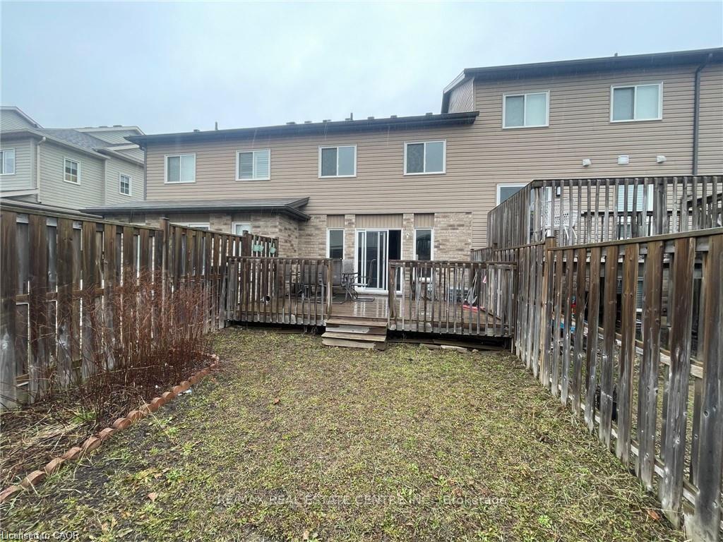 Photo 28 of 11 Sorrento Street, Kitchener, Huron Park — HOMEH