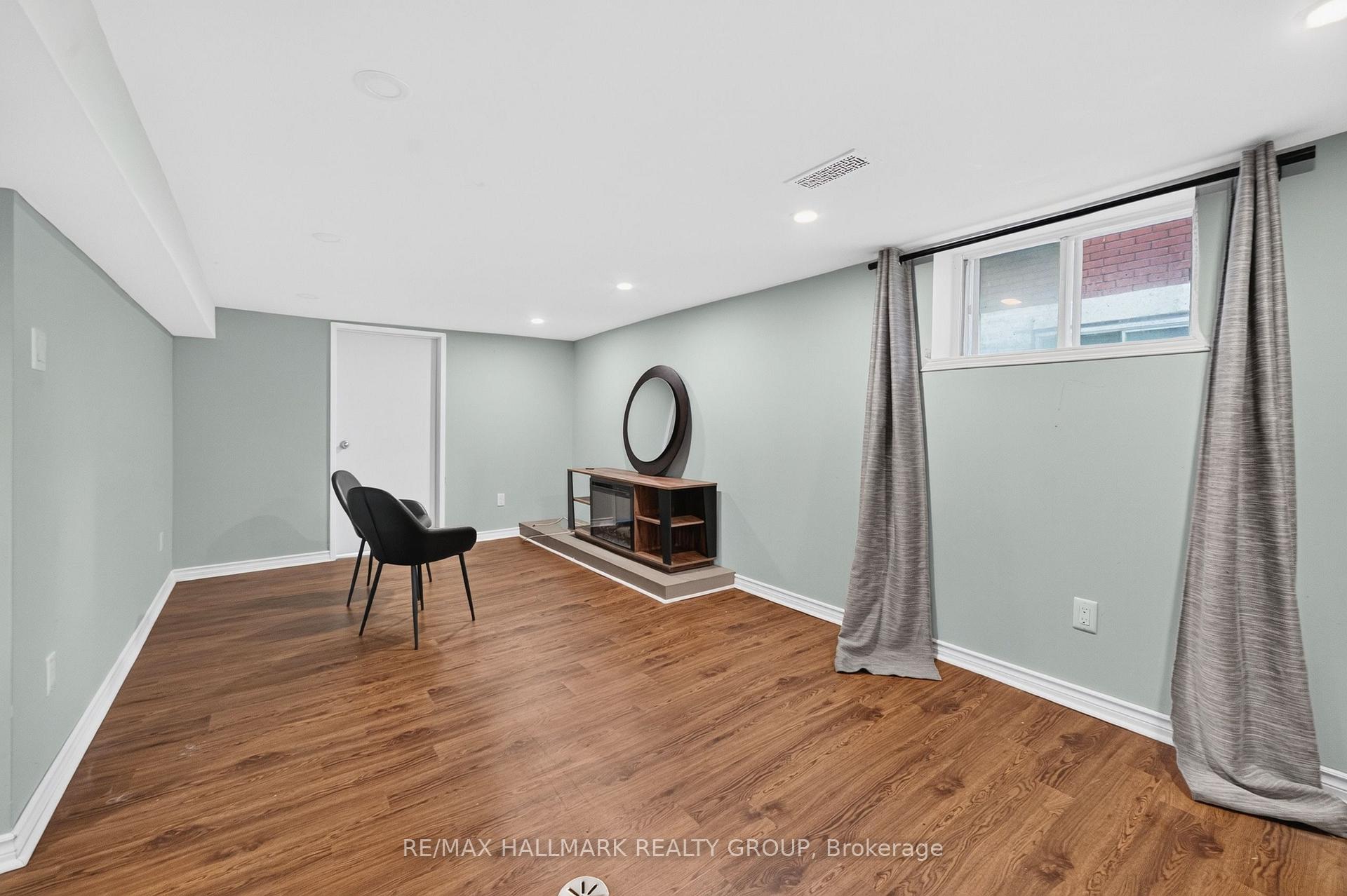 Photo 39 of 43 Huron Avenue N, Ottawa, Ottawa West — HOMEH