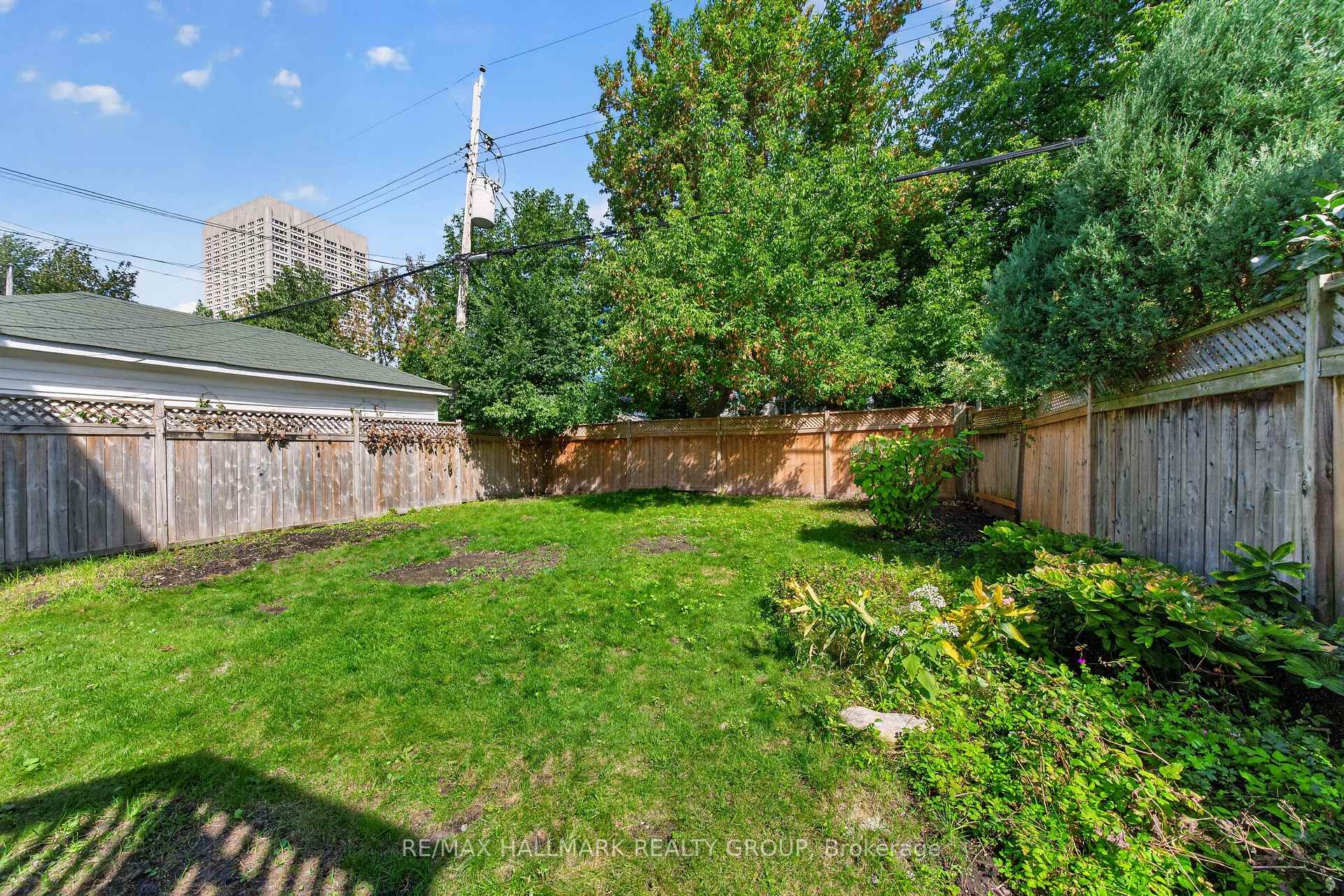 Photo 44 of 43 Huron Avenue N, Ottawa, Ottawa West — HOMEH