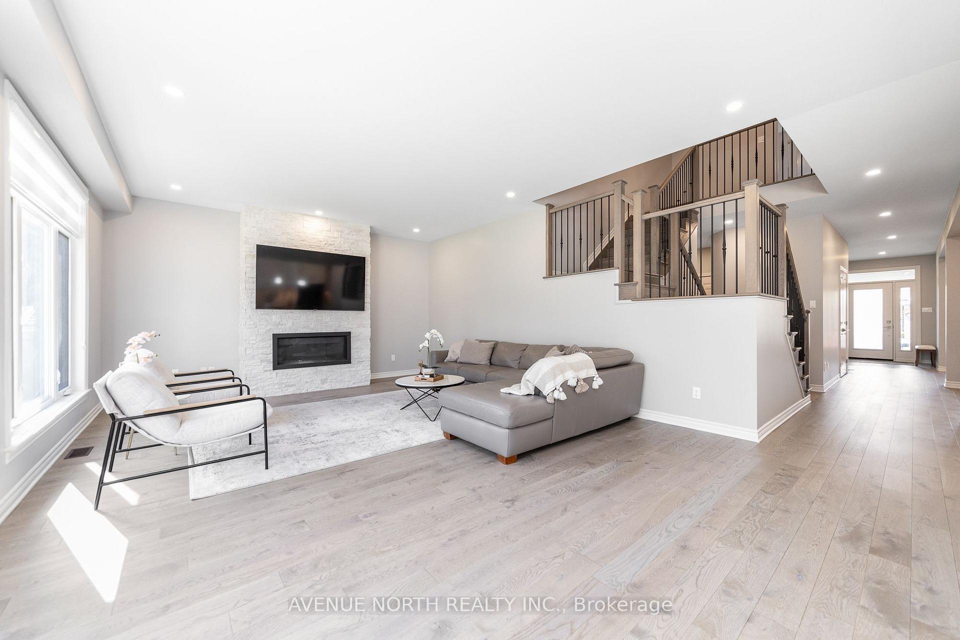 Photo 12 of 26 Aconitum Way, Ottawa, Blossom Park/Kemp Park/Findlay Creek — HOMEH