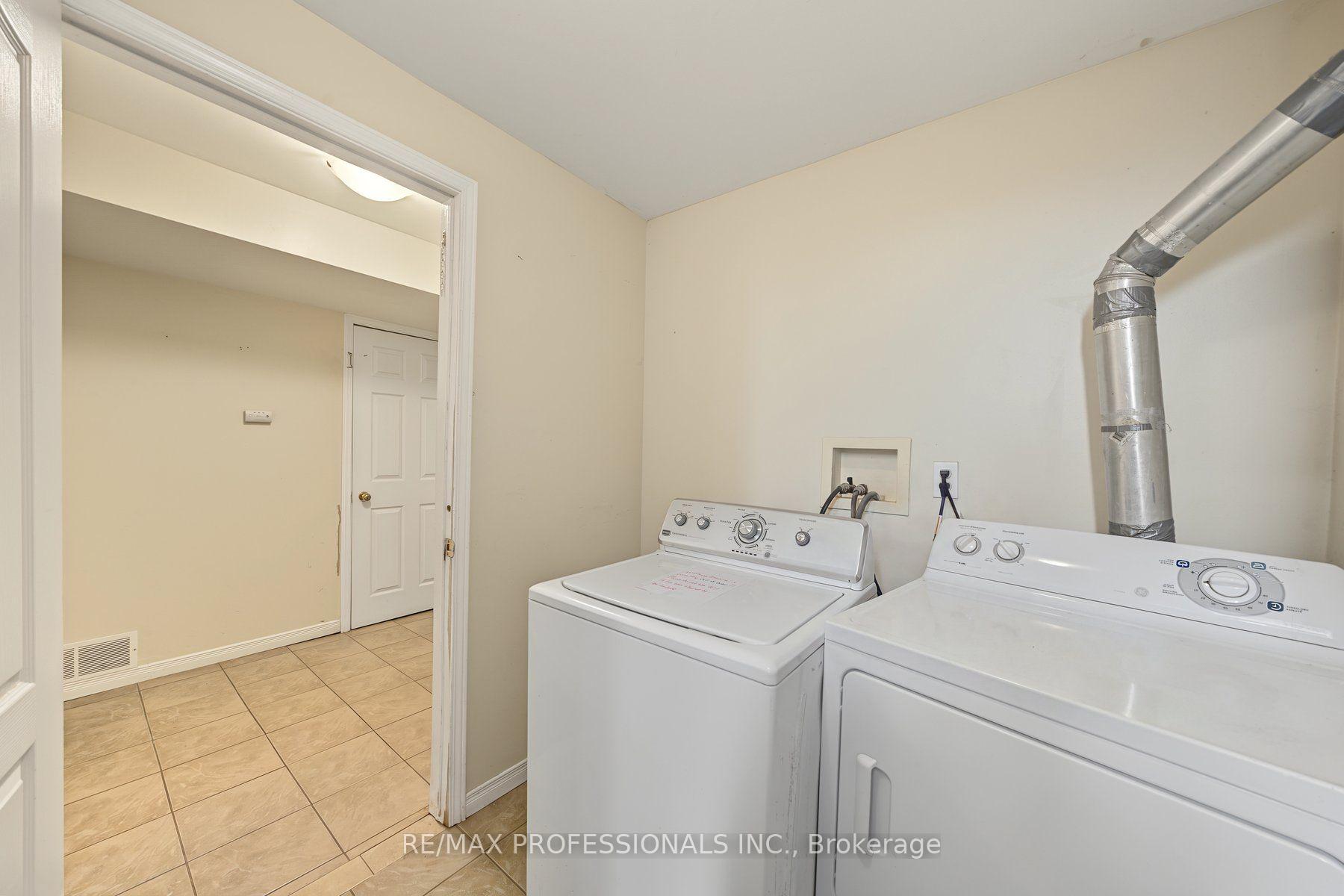 Photo 8 of Unit Lower, 13 Waite Lane, St. Catharines, Oakdale — HOMEH