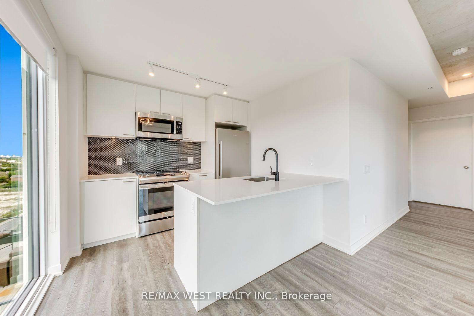 Photo 28 of Unit 910, 1808 St Clair Avenue W, Toronto, Weston-Pellam Park — HOMEH