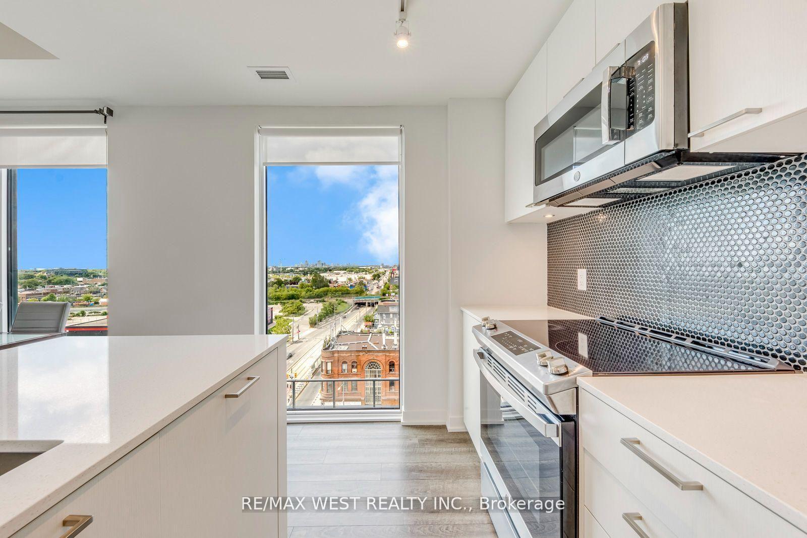 Photo 32 of Unit 910, 1808 St Clair Avenue W, Toronto, Weston-Pellam Park — HOMEH