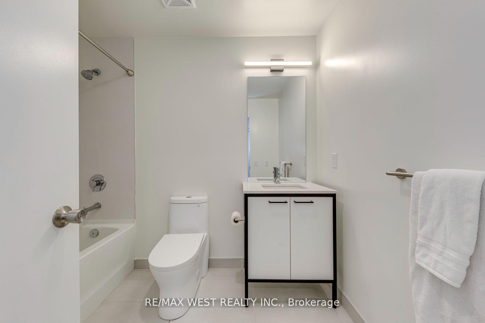 Photo 40 of Unit 910, 1808 St Clair Avenue W, Toronto, Weston-Pellam Park — HOMEH