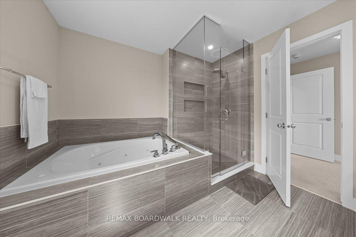 Photo 32 of 620 Barry Helman Drive, Ottawa, Barrhaven - Cedargrove/Fraserdale — HOMEH