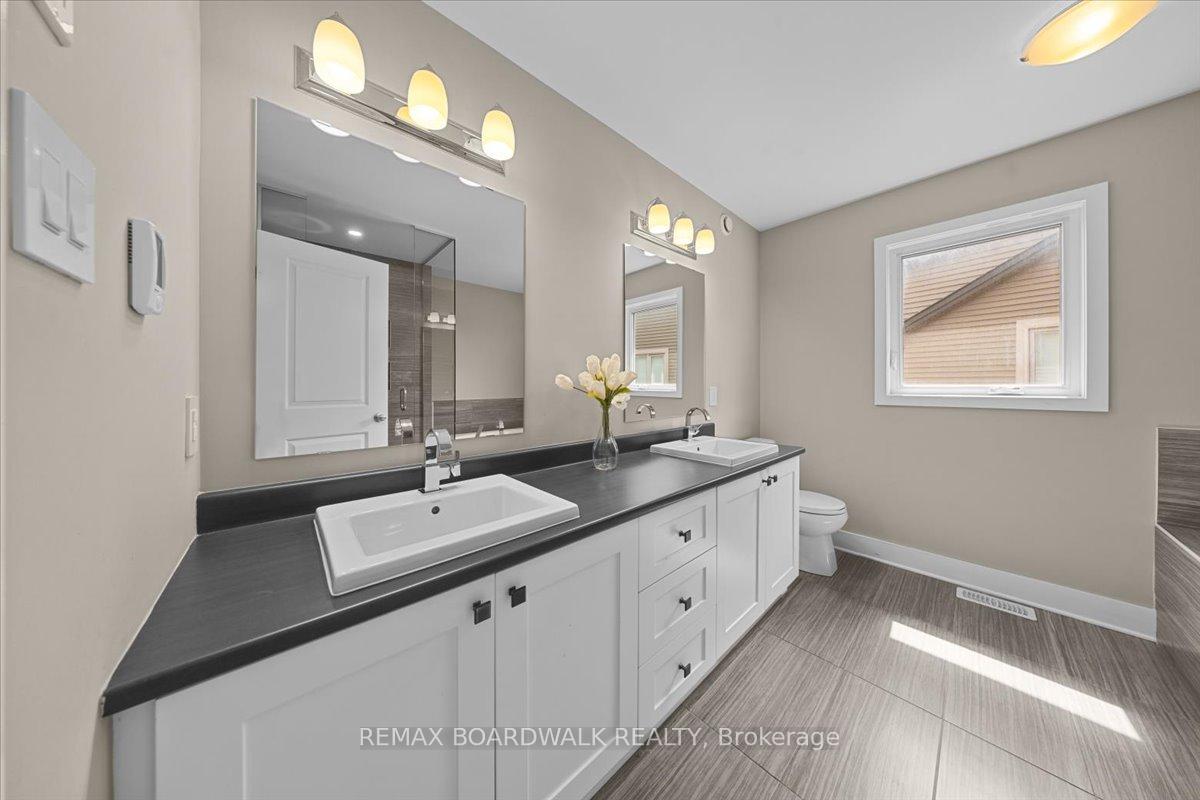 Photo 33 of 620 Barry Helman Drive, Ottawa, Barrhaven - Cedargrove/Fraserdale — HOMEH