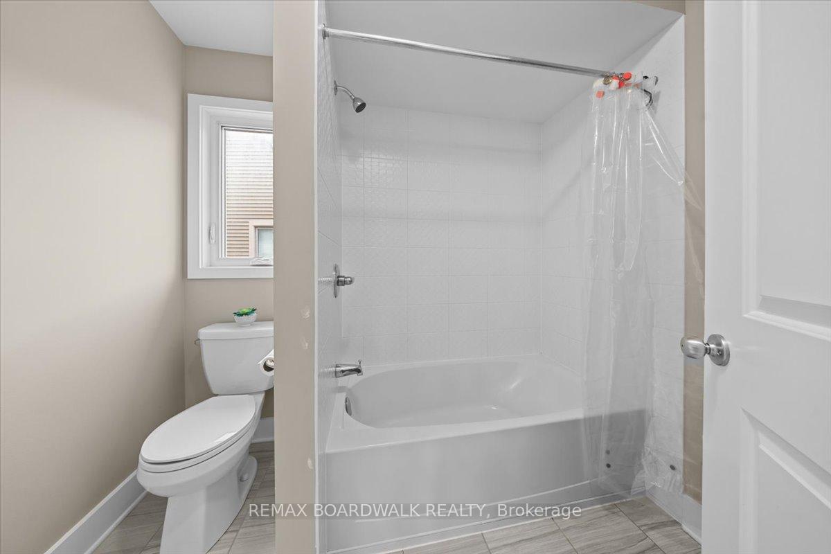 Photo 37 of 620 Barry Helman Drive, Ottawa, Barrhaven - Cedargrove/Fraserdale — HOMEH