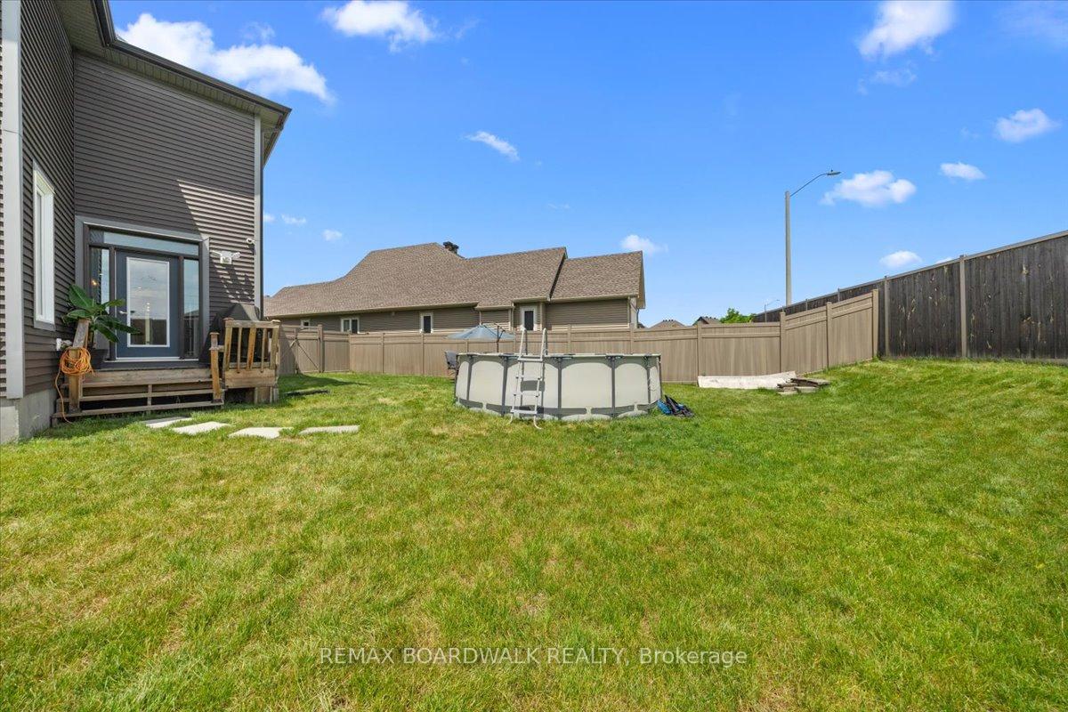 Photo 43 of 620 Barry Helman Drive, Ottawa, Barrhaven - Cedargrove/Fraserdale — HOMEH