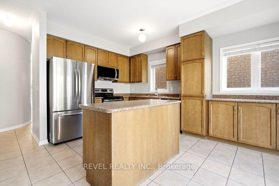 Photo 12 of 3351 Moses Way, Burlington, Alton — HOMEH