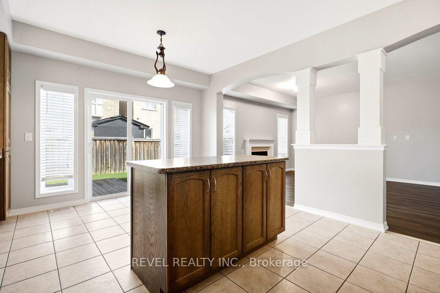 Photo 14 of 3351 Moses Way, Burlington, Alton — HOMEH