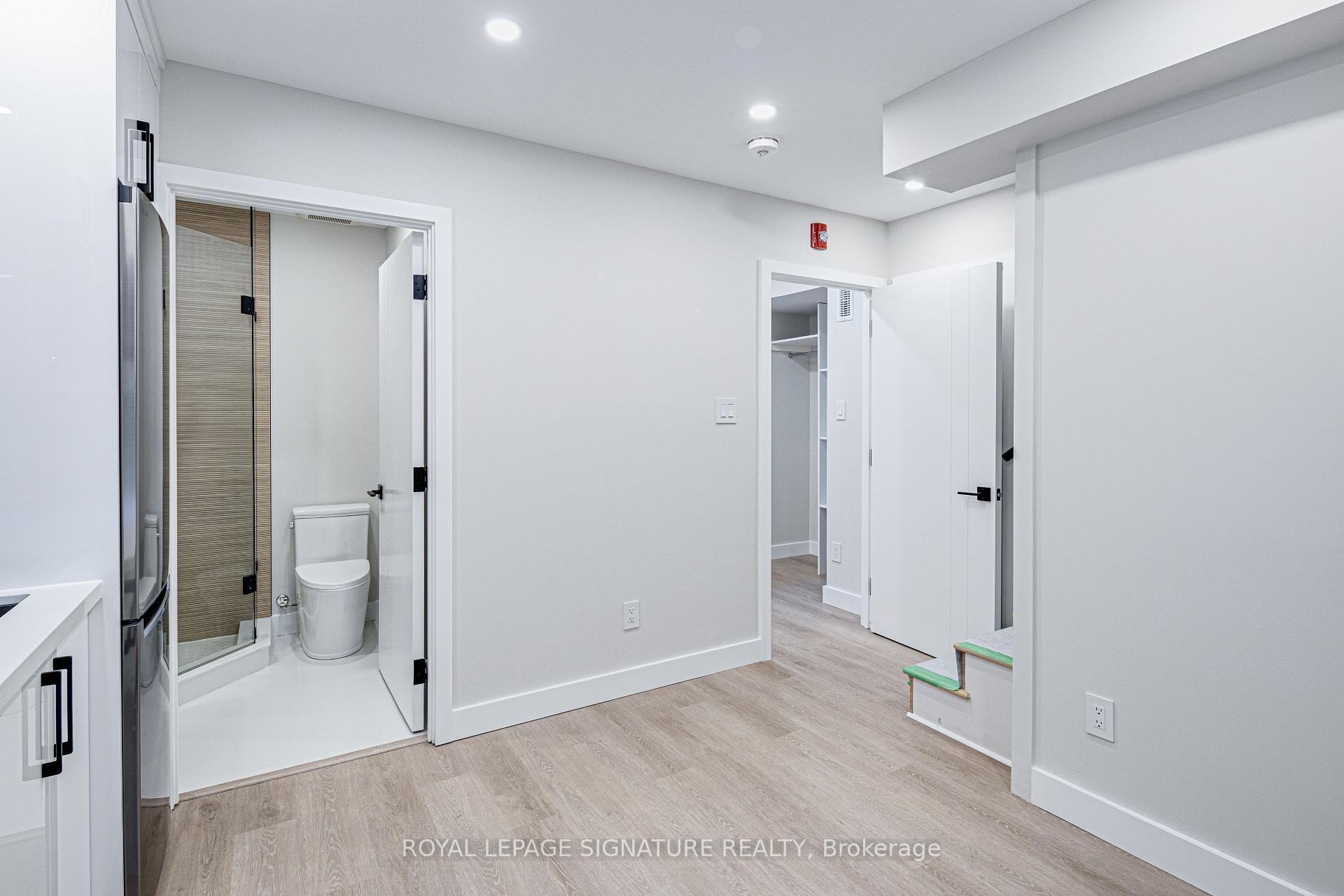 Photo 4 of Unit Lower, 20 Kewbeach Avenue, Toronto, The Beaches — HOMEH