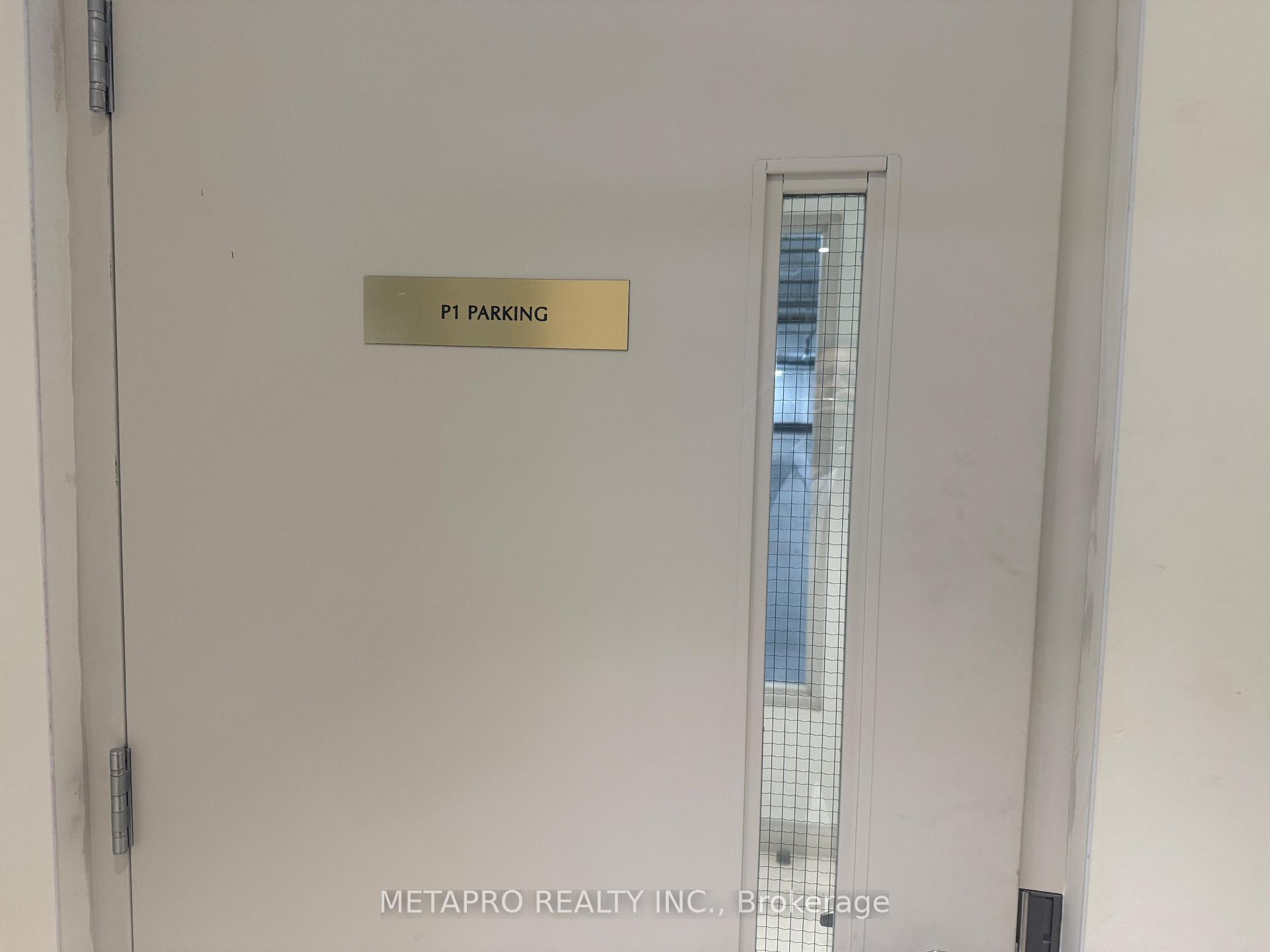 Photo 4 of Unit 2016, 4010 Eglinton Avenue W, Etobicoke, Humber Heights — HOMEH