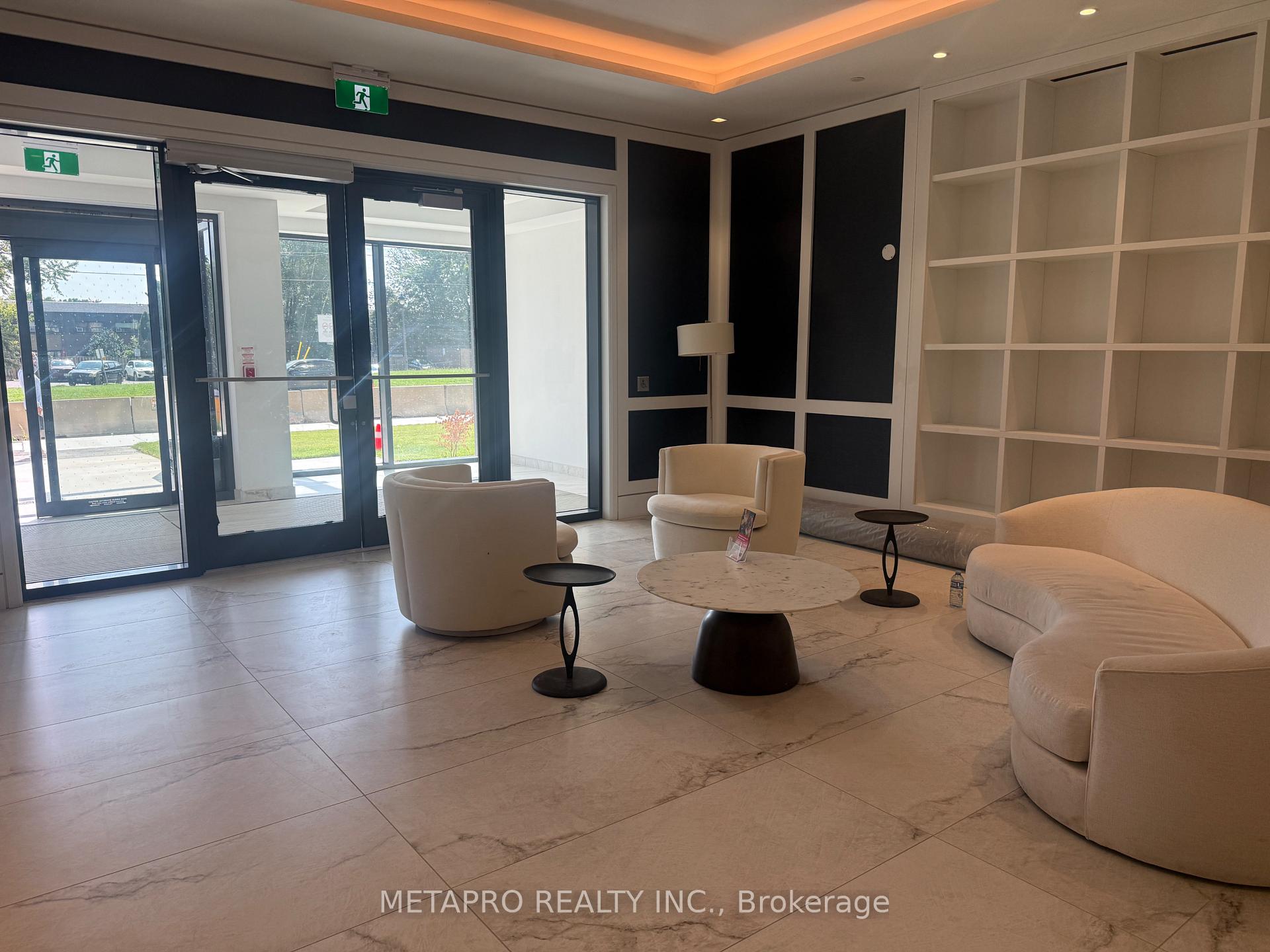 Photo 7 of Unit 2016, 4010 Eglinton Avenue W, Etobicoke, Humber Heights — HOMEH