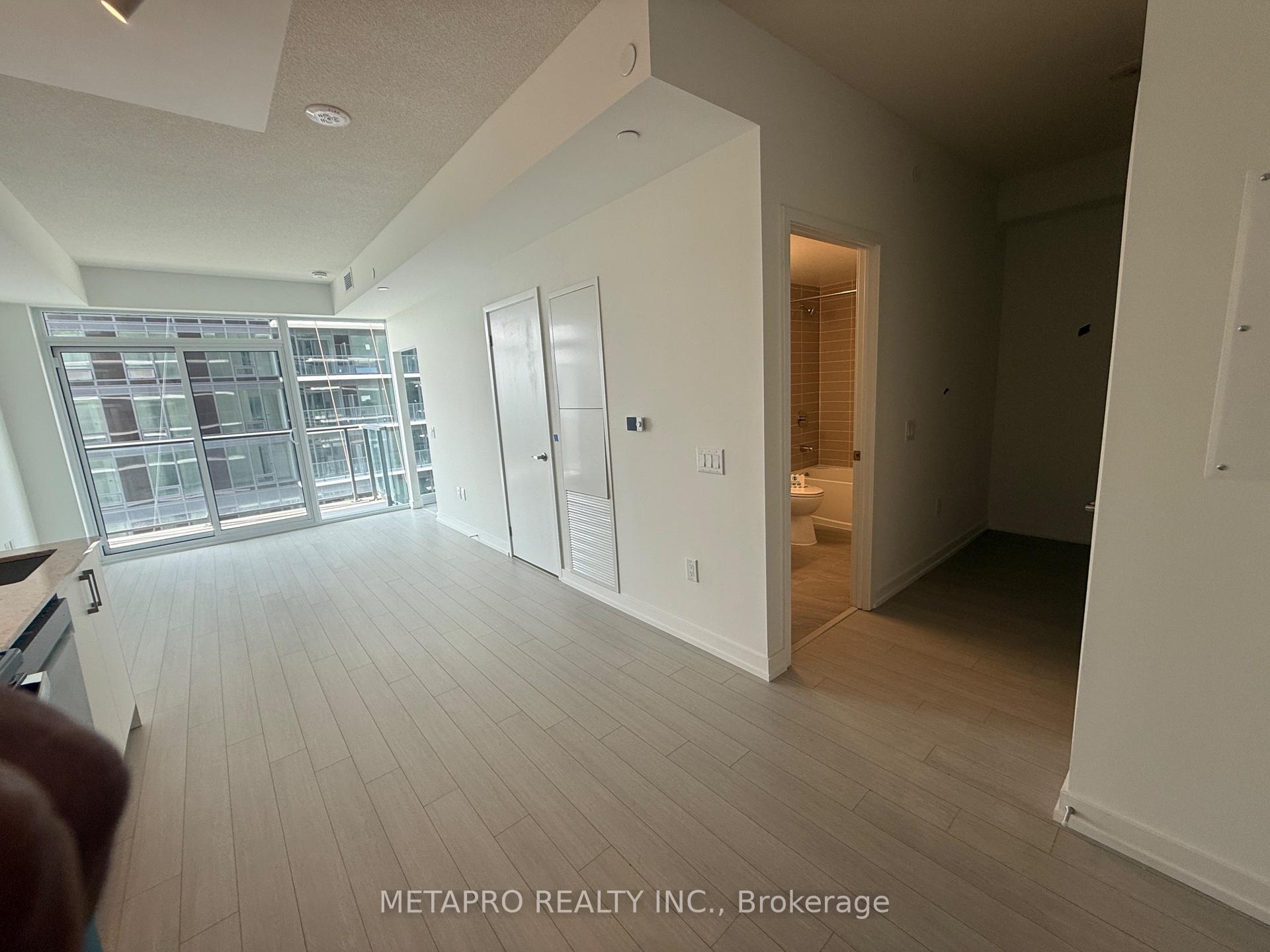 Photo 11 of Unit 2016, 4010 Eglinton Avenue W, Etobicoke, Humber Heights — HOMEH