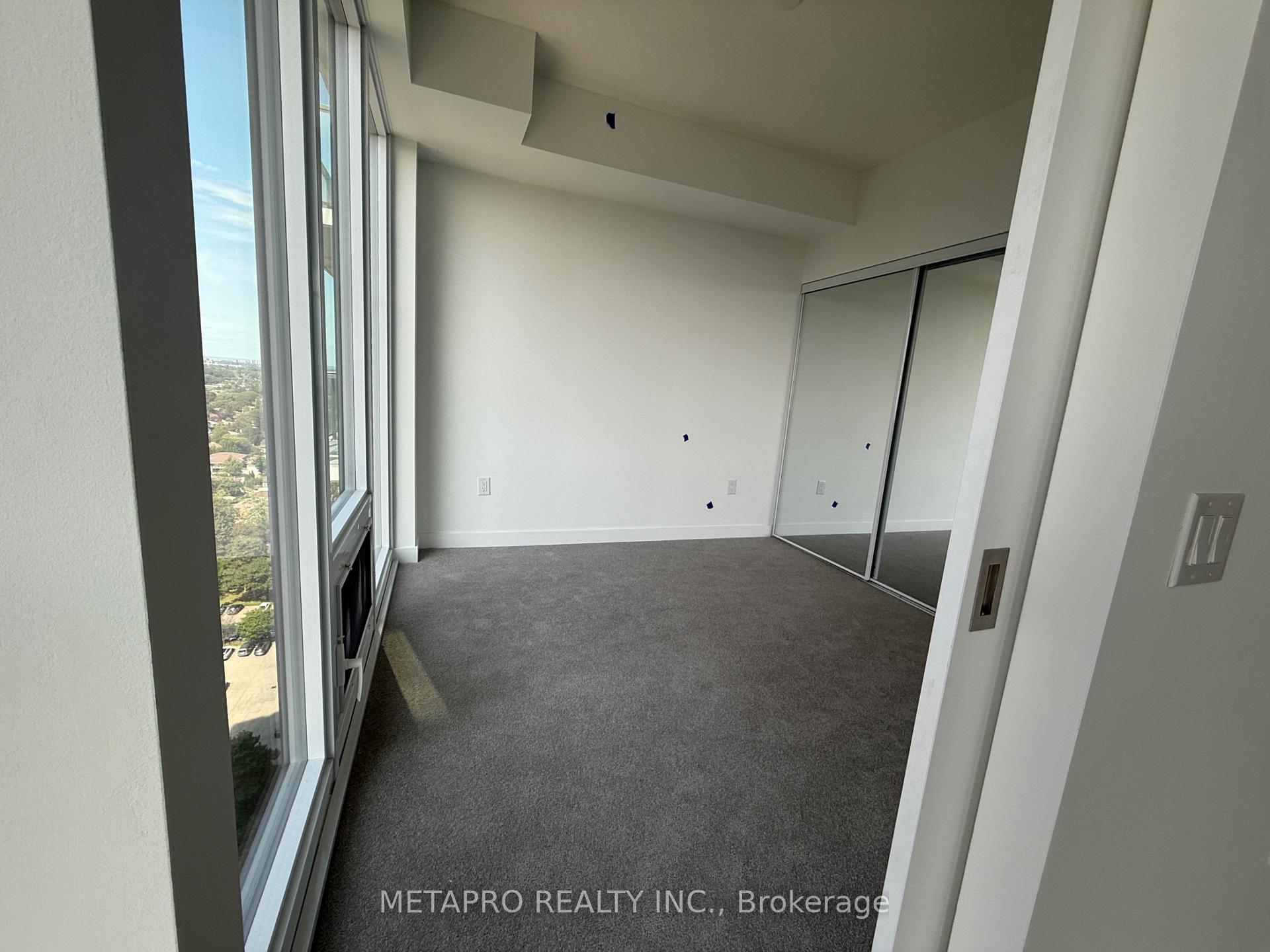 Photo 17 of Unit 2016, 4010 Eglinton Avenue W, Etobicoke, Humber Heights — HOMEH